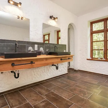 Casa vacanze Exklusives Reetdach-ferienhaus Mit Sauna, Whirlpool & Privatgarten - Bis 10 Personen *