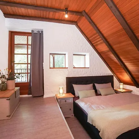 Ruhe Unter Reet-haus Mit Sauna, Whirlpool Und Kamin Vakantiehuis *