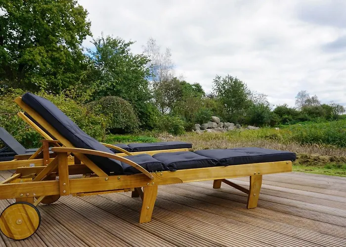 Ruhe Unter Reet-haus Mit Sauna, Whirlpool Und Kamin *