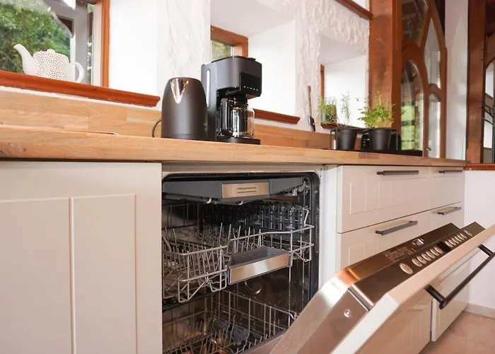 Ruhe Unter Reet-haus Mit Sauna, Whirlpool Und Kamin *