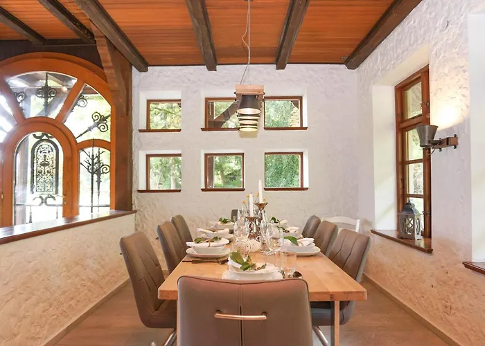 Σπίτι διακοπών Ruhe Unter Reet-haus Mit Sauna, Whirlpool Und Kamin